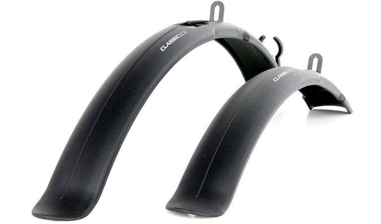 akcesoria do roweru dostępne w sklepie rowerowym